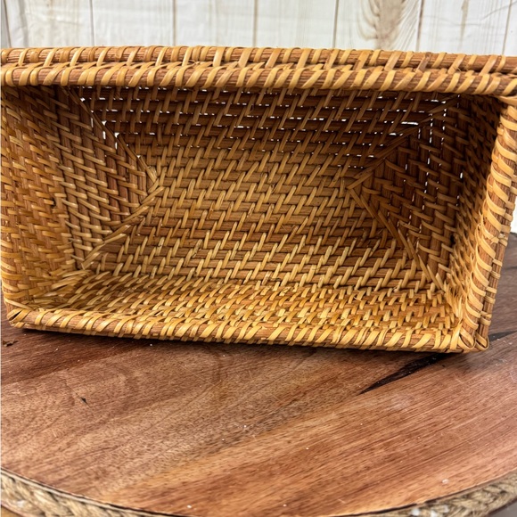 Woven Rattan Tissue Box Cover - Picture 10 of 11